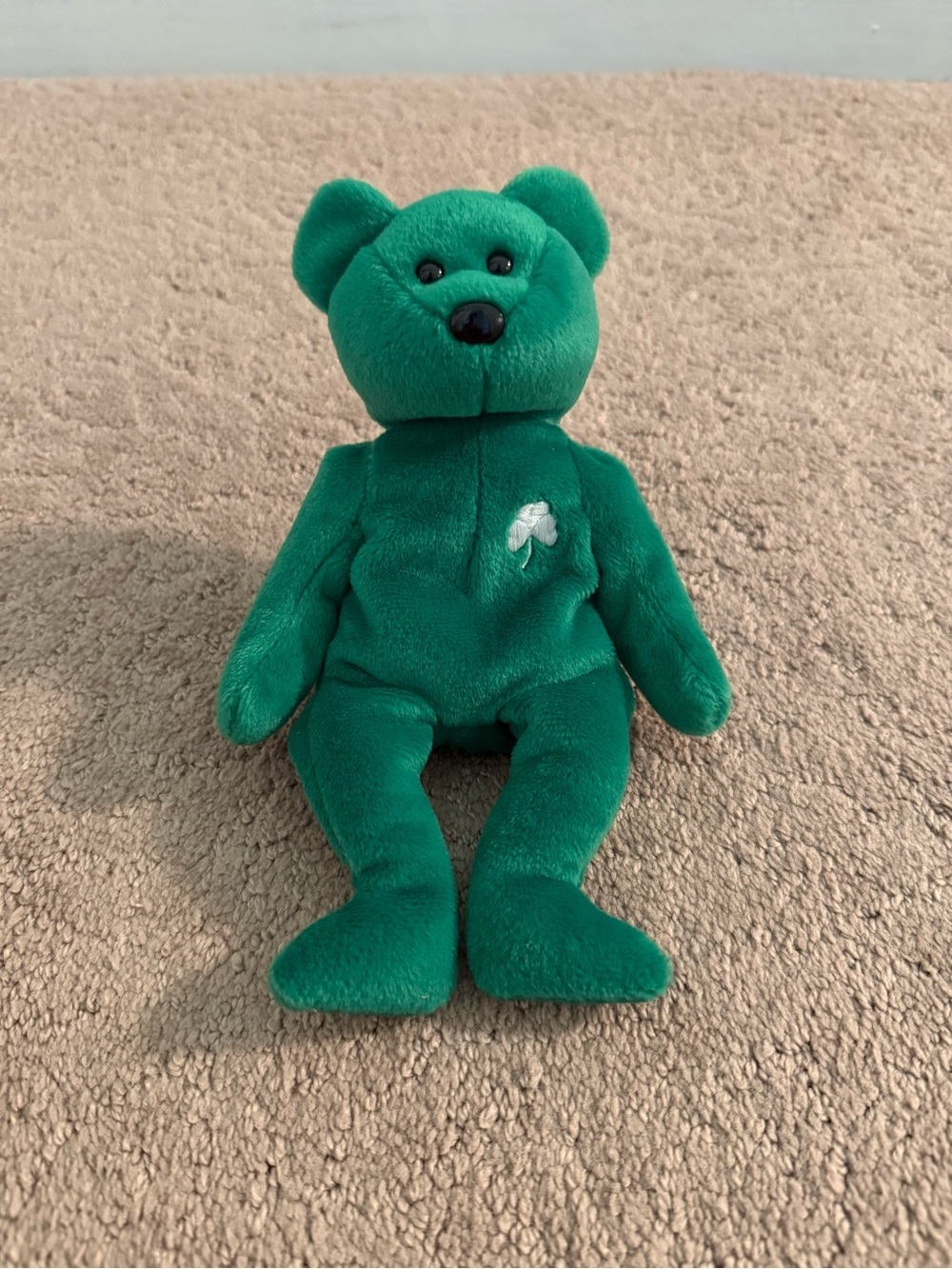 NWOT Ty Beanie Babies Erin The Bear 1990s